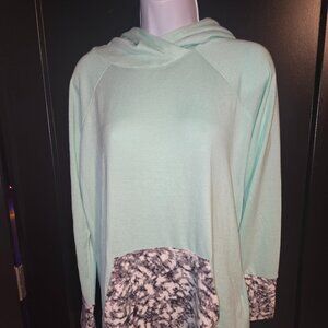 Lularoe Mint Green, Black & White Amber Hoodie Sz M NWT